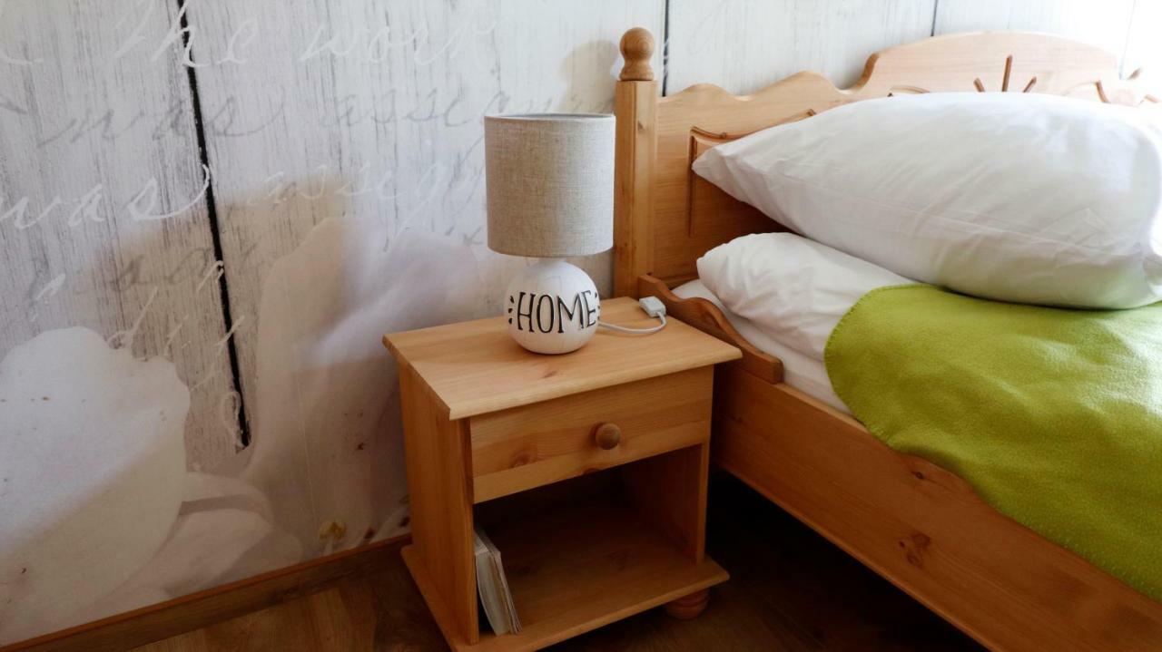 Ferienwohnung Zum Rotem Karpfen Erfurt Esterno foto