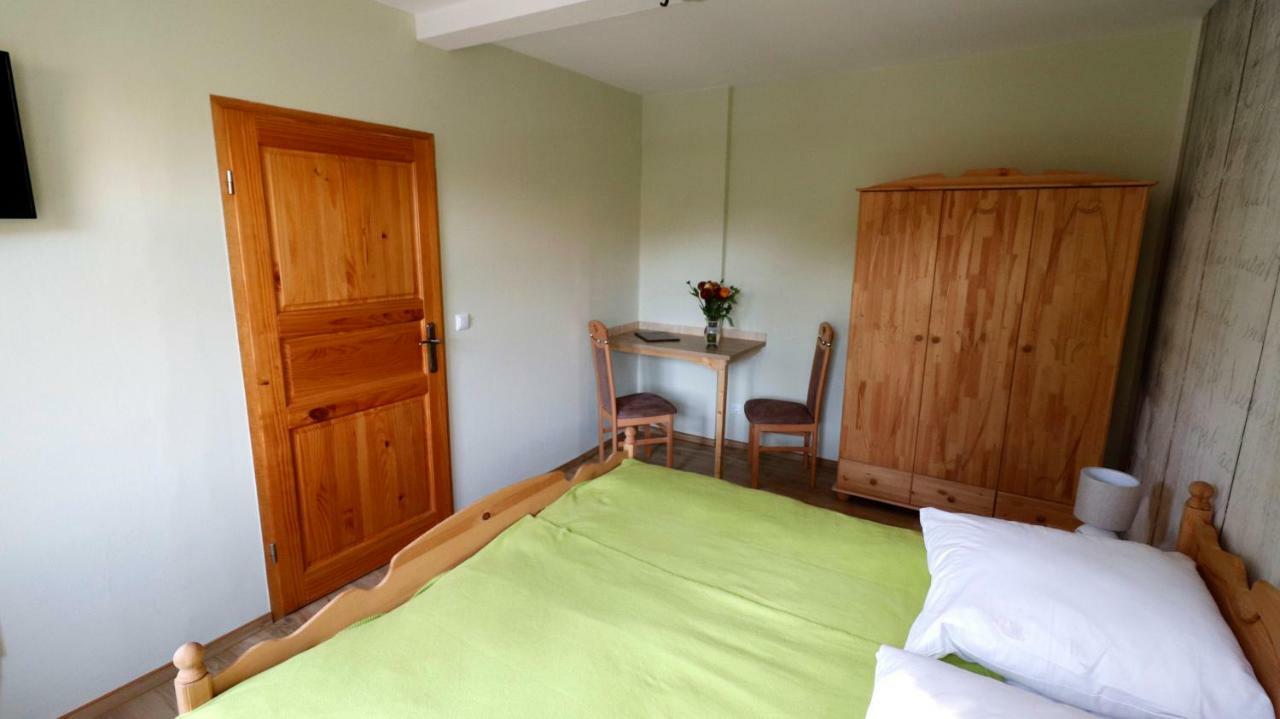 Ferienwohnung Zum Rotem Karpfen Erfurt Esterno foto